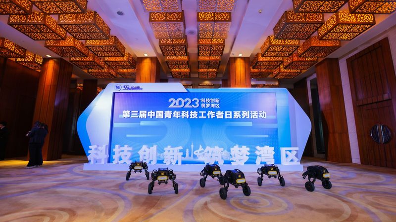 数字孪生：构建未来智能工厂的桥梁